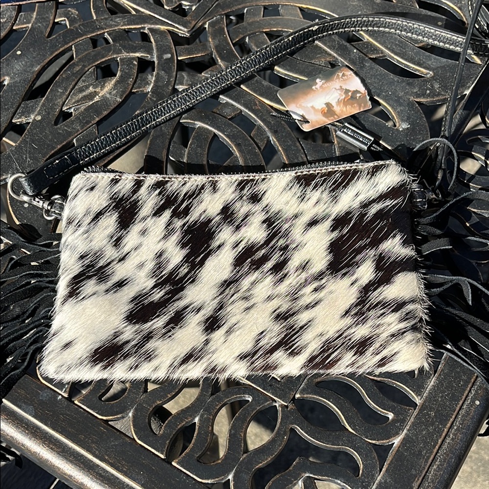 Stylish Cowhide Clutch/Crossbody